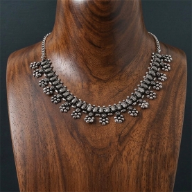 https://www.pankaj-boutique.com-s-plastrons-gipsies-indiens.jpg