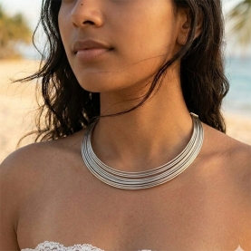 Collier indien torque ethnique en métal