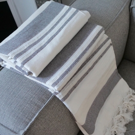 Indian cotton sofa or bed cover Kerala white and brown
