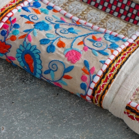 Indian cotton wall deocr Toran patchwork offwhite