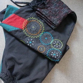https://www.pankaj-boutique.com-etement-yoga-coton-pantalon.jpg
