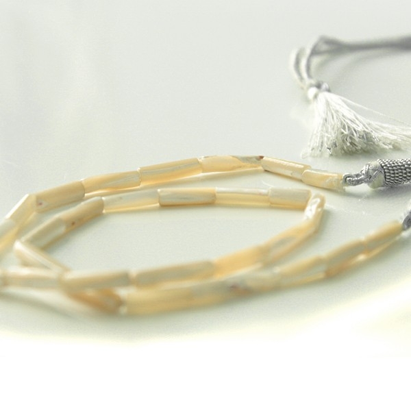 Adjustable Indian necklace nacre