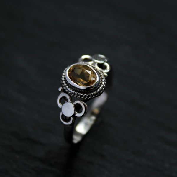 Indian silver ring and citrine T57