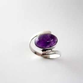 Indian silver ring and amethyst T56