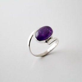 Indian silver ring and amethyst T56