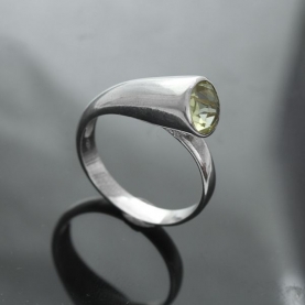 Indian silver and citrine ring S7.5