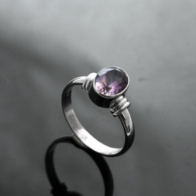 Indian silver ring with amethyst T55