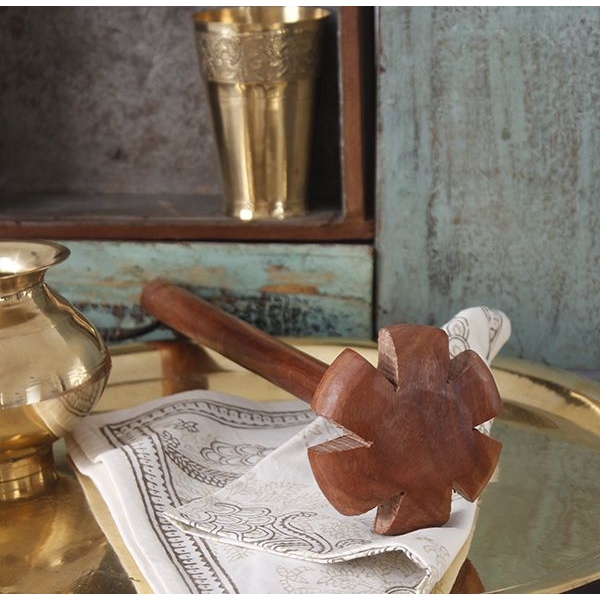 Mélangeur indien en bois Raï artisanal